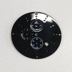 Enamellvalik kronograafi kella jaoks